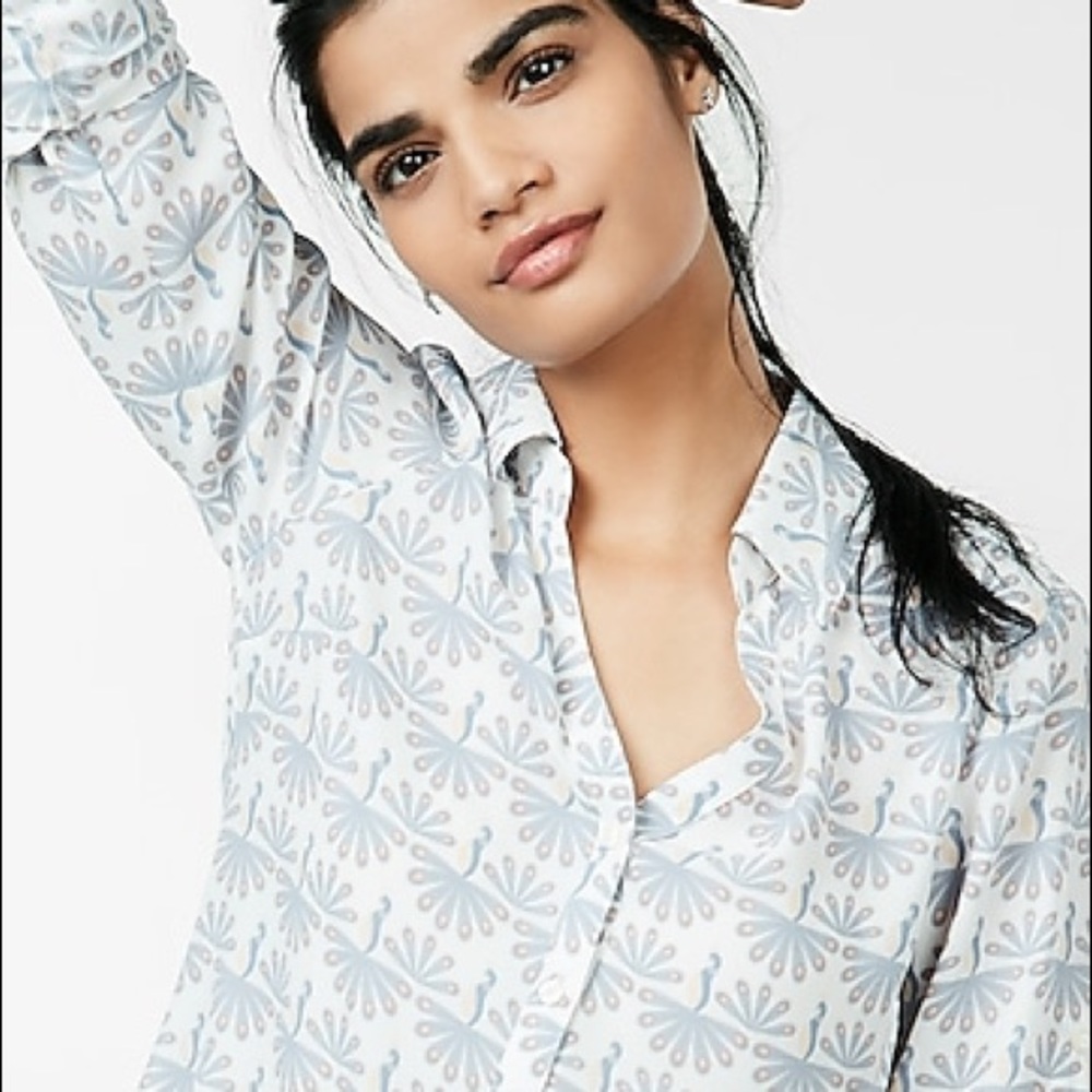 Express | portofino top peacock print blue white